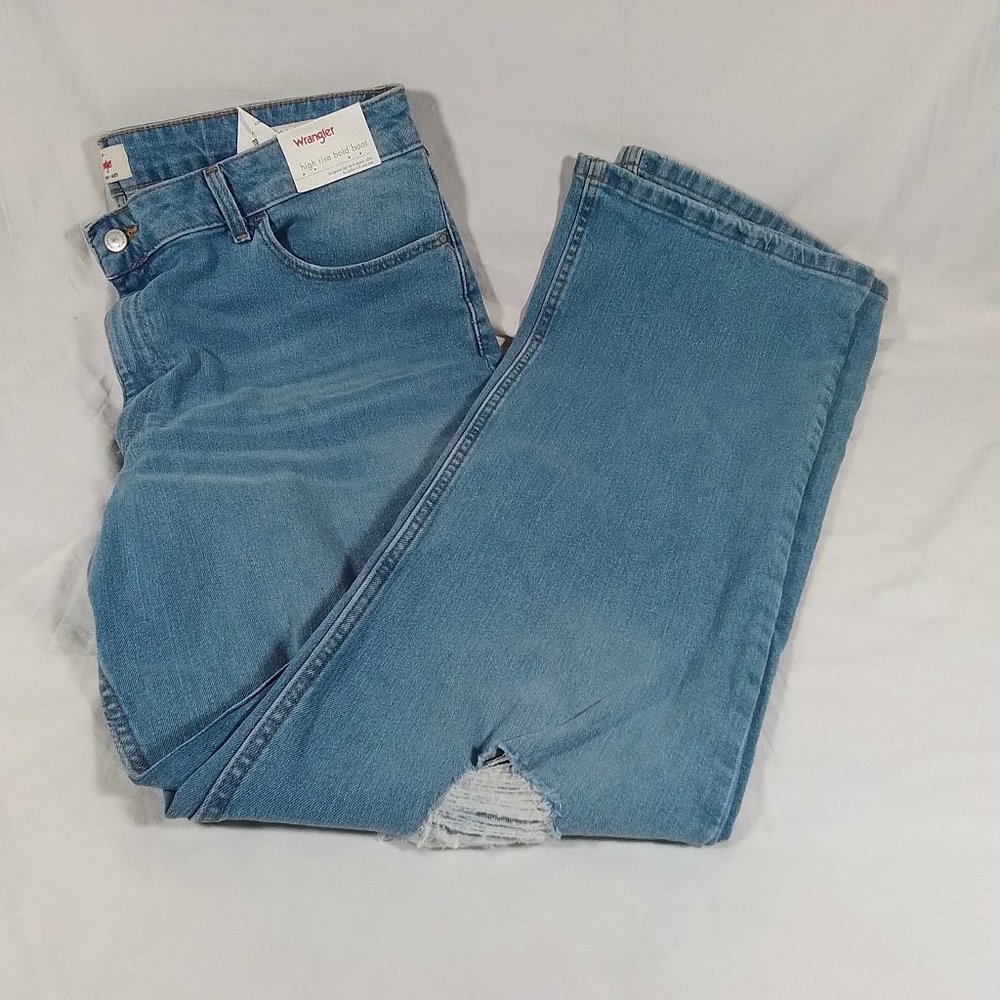 Wrangler Women’s Light Blue Boot Cut Jeans